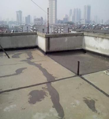 土默特漏水维修 楼顶漏水是什么原因，楼顶漏水维修方法是什么?